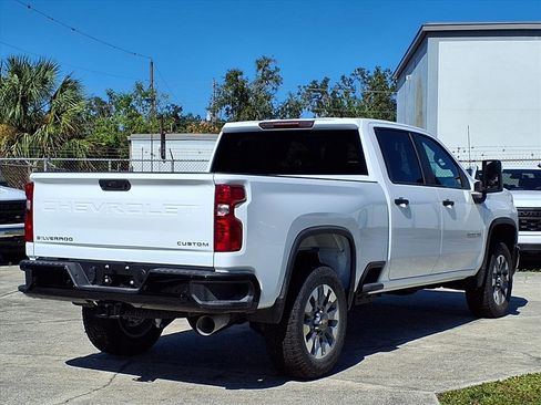 New 2026 Chevrolet Silverado 2500 Custom w/ Custom Value Package AWD/4WD image 4