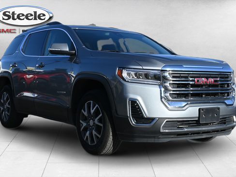 Used 2023 GMC Acadia SLE w/ Driver Convenience Package FWD image 3
