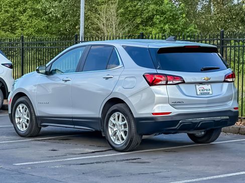 Used 2022 Chevrolet Equinox LT FWD image 5