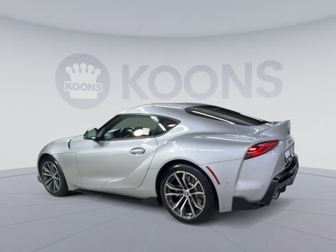 Used 2021 Toyota Supra w/ Safety & Technology Package RWD image 8