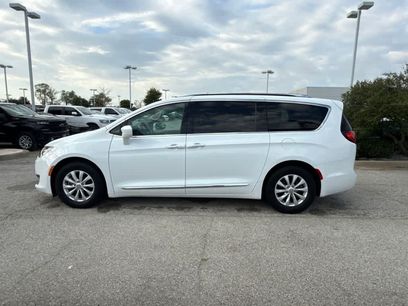 Used 2019 Chrysler Pacifica Touring-L