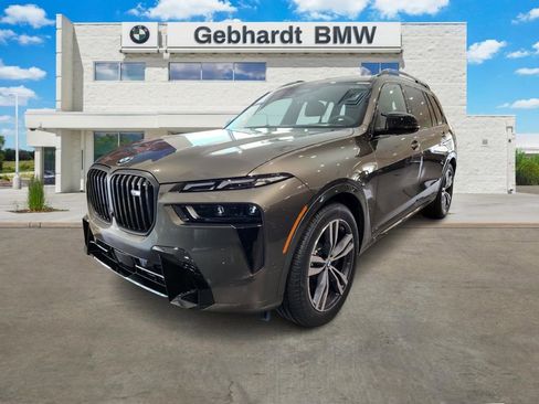 New 2025 BMW X7 M60i image 4
