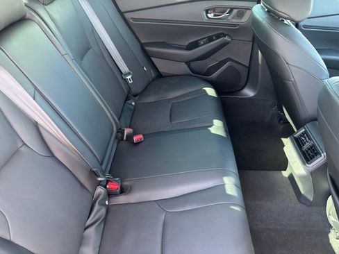 Used 2023 Honda Accord Touring image 17