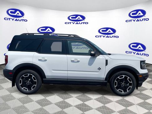 Used 2024 Ford Bronco Sport Outer Banks AWD/4WD image 2