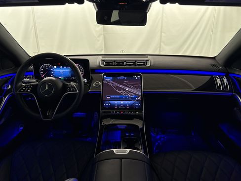 Certified 2026 Mercedes-Benz S 580e 4MATIC Sedan image 15