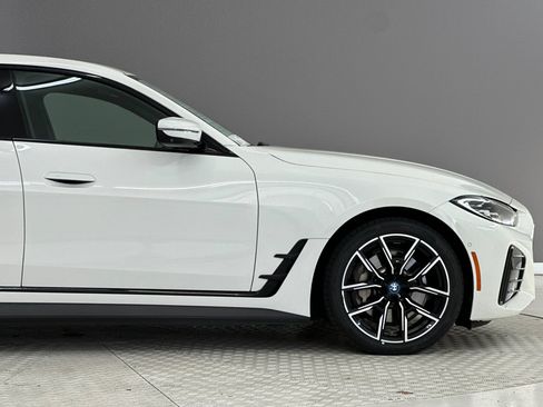 Used 2023 BMW i4 eDrive40 w/ M Sport Package RWD image 35