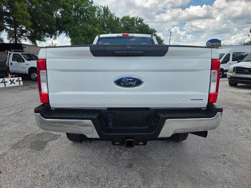 Used 2018 Ford F250 XL w/ Power Equipment Group AWD/4WD image 8
