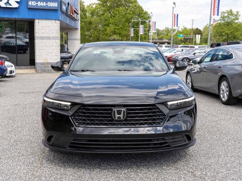 Used 2025 Honda Accord Sport image 2