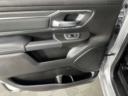 New 2026 RAM 1500 4x4 Crew Cab image 15