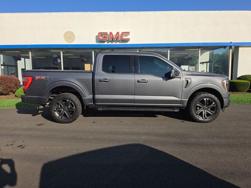 Used 2023 Ford F150 Lariat w/ Equipment Group 502A High AWD/4WD image 2