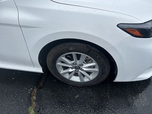 Used 2025 Toyota Camry LE FWD image 12