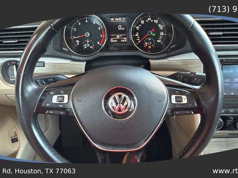 Used 2016 Volkswagen Passat 1.8T SE image 40