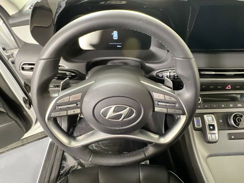 Used 2025 Hyundai Palisade SEL image 11
