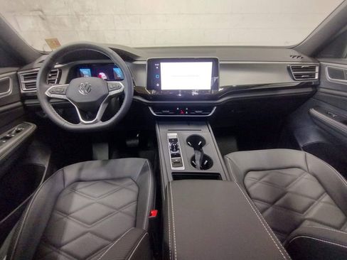 New 2026 Volkswagen Atlas Cross Sport SE AWD/4WD image 36