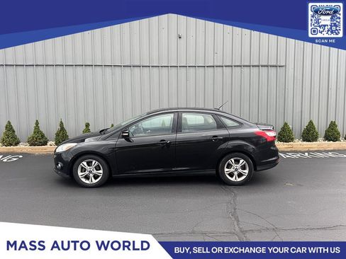Used 2014 Ford Focus SE FWD image 1