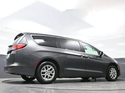 Used 2023 Chrysler Voyager LX FWD image 47