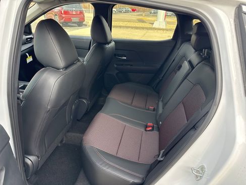 New 2026 Nissan Kicks SR image 18