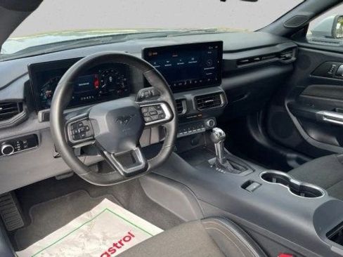 Used 2024 Ford Mustang Coupe RWD image 12