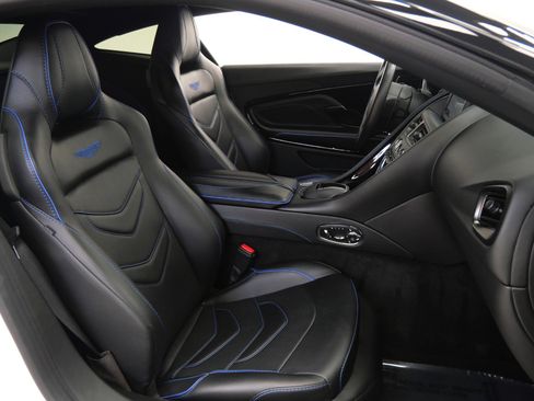 Used 2020 Aston Martin DBS Superleggera RWD image 25