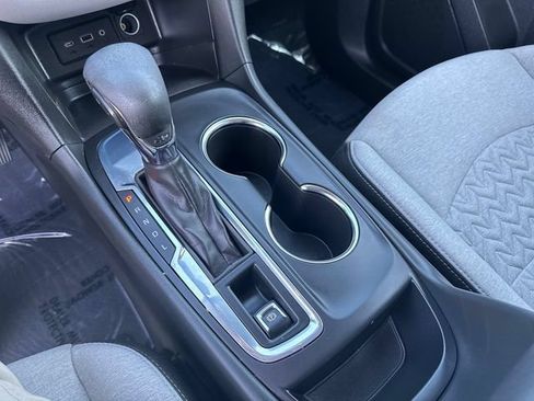 Used 2023 Chevrolet Equinox LS w/ LS Convenience Package FWD image 25