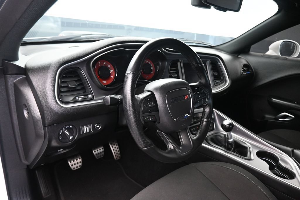Used 2019 Dodge Challenger R/T Scat Pack w/ Shaker Package RWD image 14