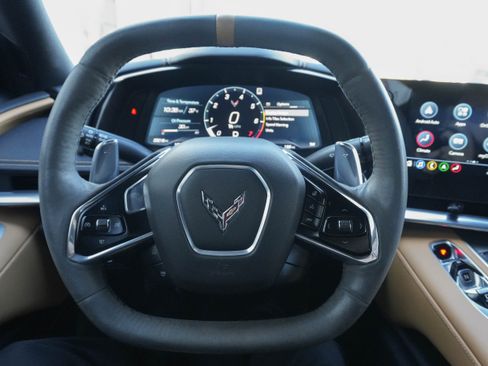 Used 2021 Chevrolet Corvette Stingray Preferred Cpe w/ 2LT image 18