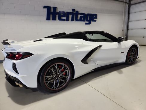 Certified 2023 Chevrolet Corvette Stingray Preferred Conv w/ Z51 Performance Package RWD image 24