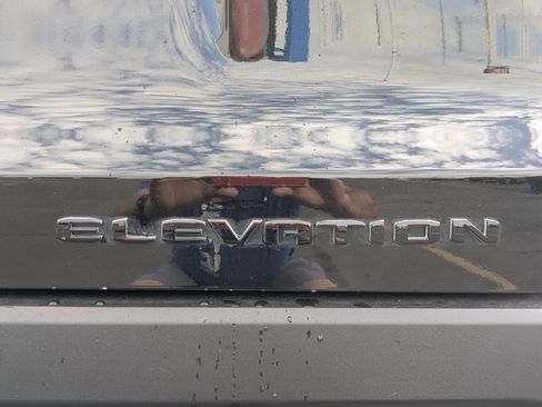 Used 2025 GMC Terrain Elevation AWD/4WD image 13