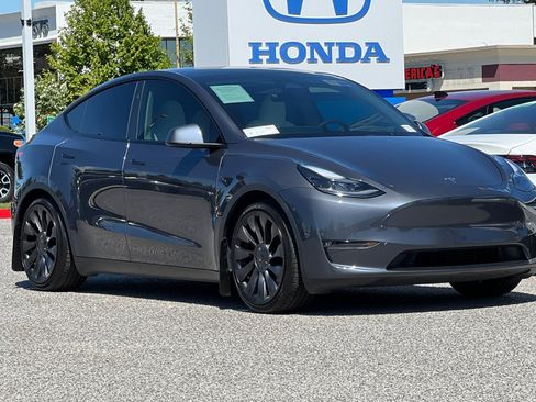 Used 2023 Tesla Model Y Performance AWD/4WD image 5