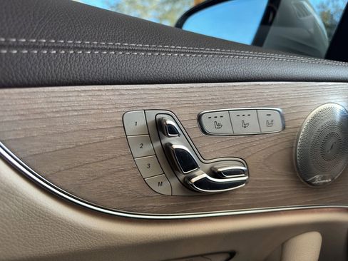 Used 2018 Mercedes-Benz E 400 Coupe image 35