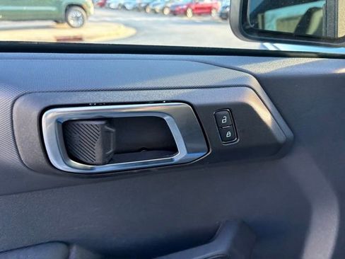 Used 2025 Ford Bronco Big Bend image 24