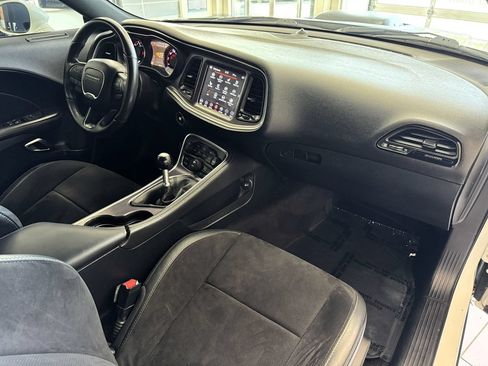 Used 2018 Dodge Challenger R/T Plus RWD image 19