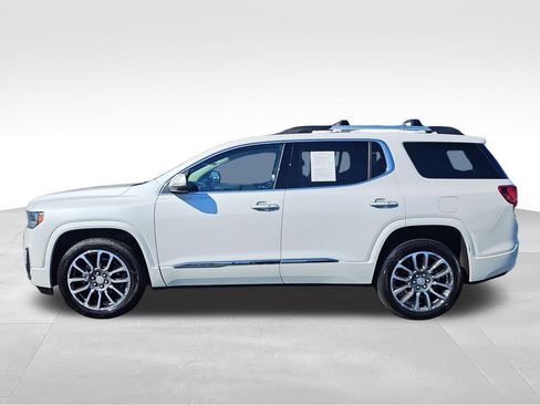 Used 2022 GMC Acadia Denali w/ GMC Pro Grade Package AWD/4WD image 2