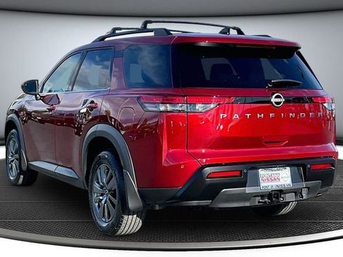 New 2026 Nissan Pathfinder SV image 3