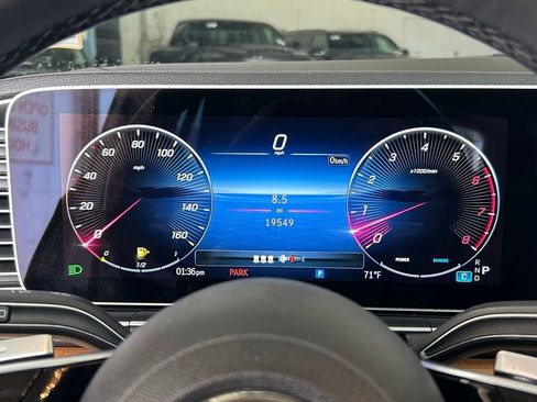 Used 2024 Mercedes-Benz GLE 450 4MATIC image 23