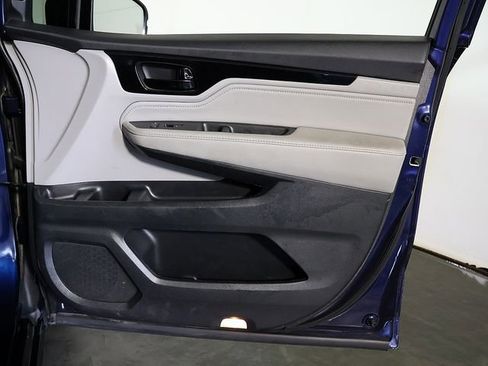 Used 2022 Honda Odyssey Elite image 32