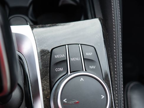 Used 2018 BMW 540i w/ M Sport Package image 36