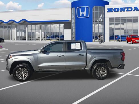 Used 2024 Chevrolet Colorado LT w/ LT Convenience Package image 5