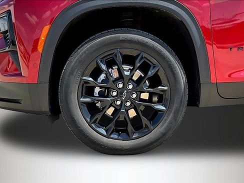 Used 2024 Chevrolet Traverse LT w/ Enhanced Driving Package FWD image 34