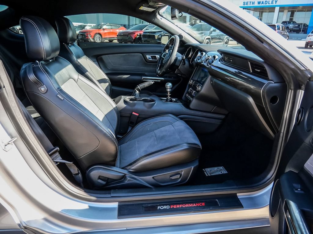 Used 2020 Ford Mustang Shelby GT350 w/ Technology Package RWD image 15