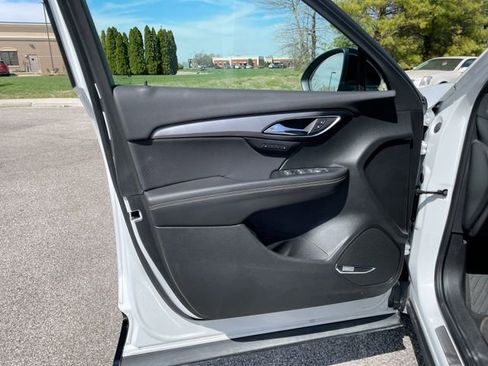 Used 2025 Buick Envision Sport Touring AWD/4WD image 9