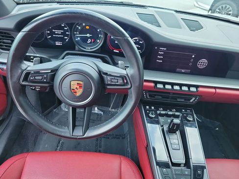 Used 2024 Porsche 911 Carrera 4 AWD/4WD image 16