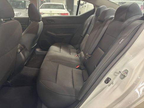 Used 2025 Nissan Altima 2.5 SV image 24