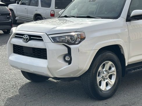 Used 2024 Toyota 4Runner SR5 Premium image 40