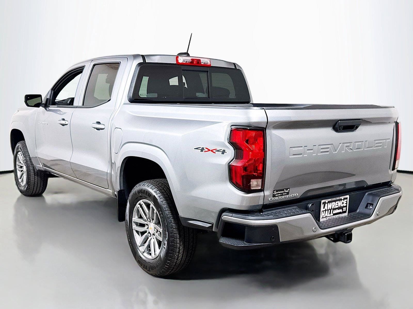 New 2026 Chevrolet Colorado LT w/ Advanced Trailering Package AWD/4WD image 3