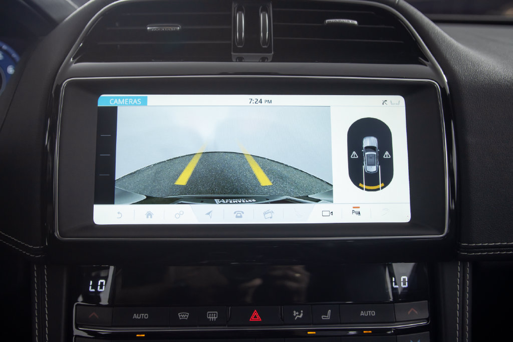 Used 2020 Jaguar F-PACE SVR AWD/4WD image 48