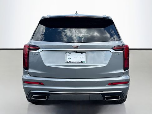 Used 2024 Cadillac XT6 Premium Luxury FWD image 4