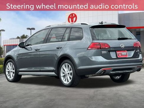 Used 2017 Volkswagen Golf Alltrack SE AWD/4WD image 7