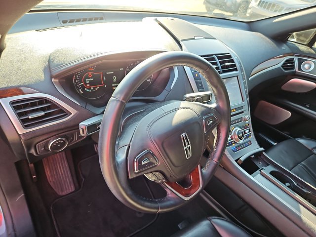 Used 2020 Lincoln MKZ Reserve w/ Luxury Package FWD image 9