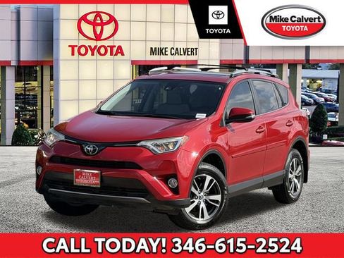 Used 2017 Toyota RAV4 XLE w/ Plus Extra Value Package FWD image 1